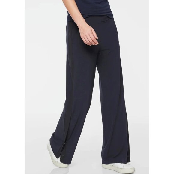Athleta Pants - Athleta Gramercy Track Trouser, Navy/Black SIZE 8T